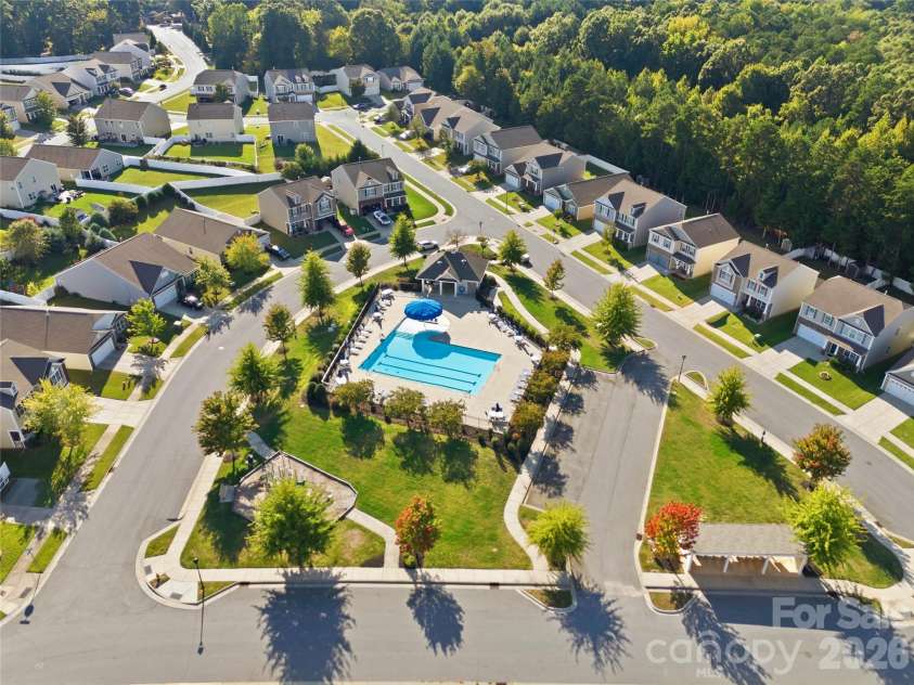 146 Cromwell Drive, Mooresville, NC 28115.  MLS# CAR4430306, YatesRealty ID 54426. 