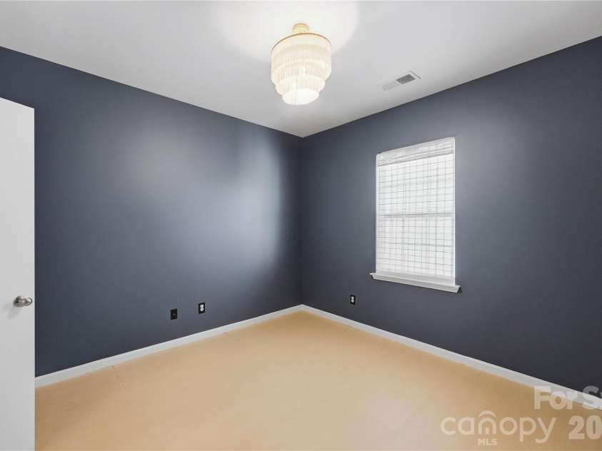 146 Cromwell Drive, Mooresville, NC 28115.  MLS# CAR4430306, YatesRealty ID 54426. Bedroom