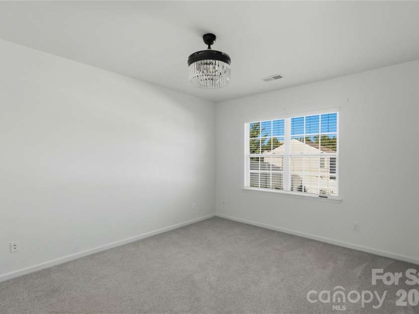146 Cromwell Drive, Mooresville, NC 28115.  MLS# CAR4430306, YatesRealty ID 54426. Primary bedroom