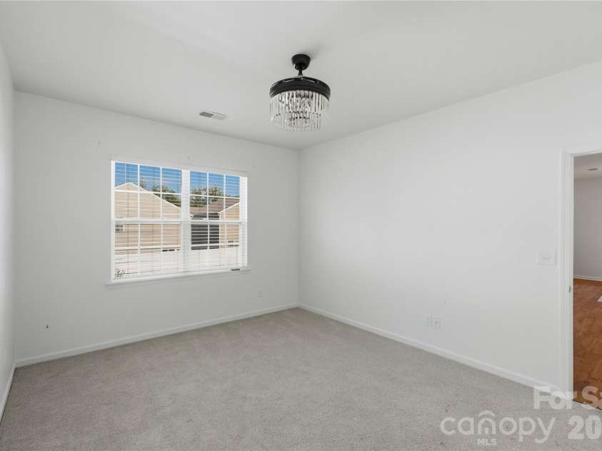 146 Cromwell Drive, Mooresville, NC 28115.  MLS# CAR4430306, YatesRealty ID 54426. Primary bedroom