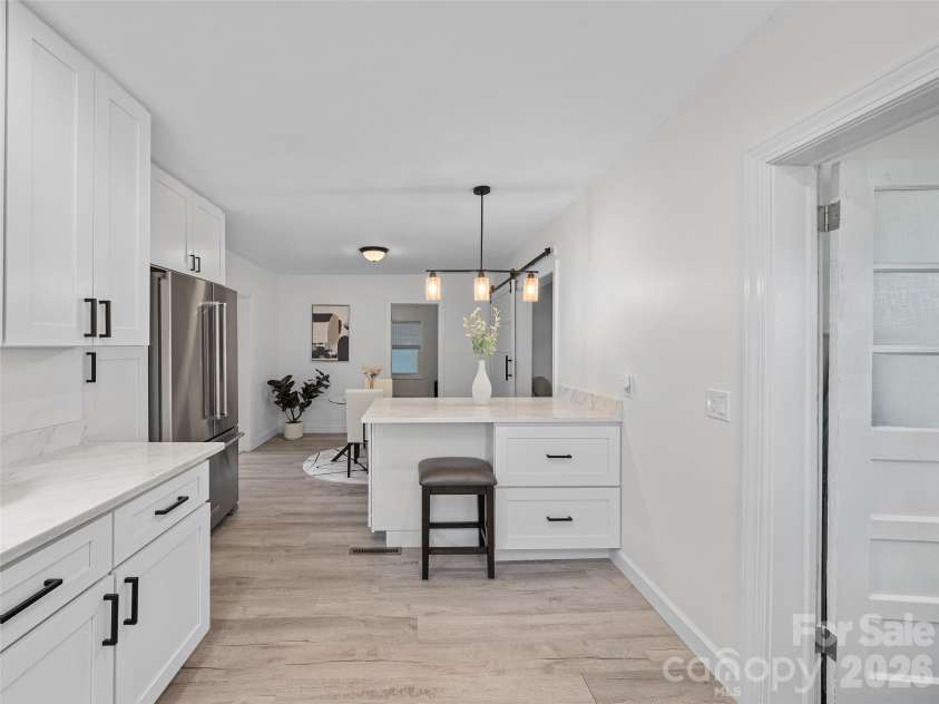 24 Blessing Way, Burnsville, NC 28714.  MLS# CAR4430779, YatesRealty ID 54427. 