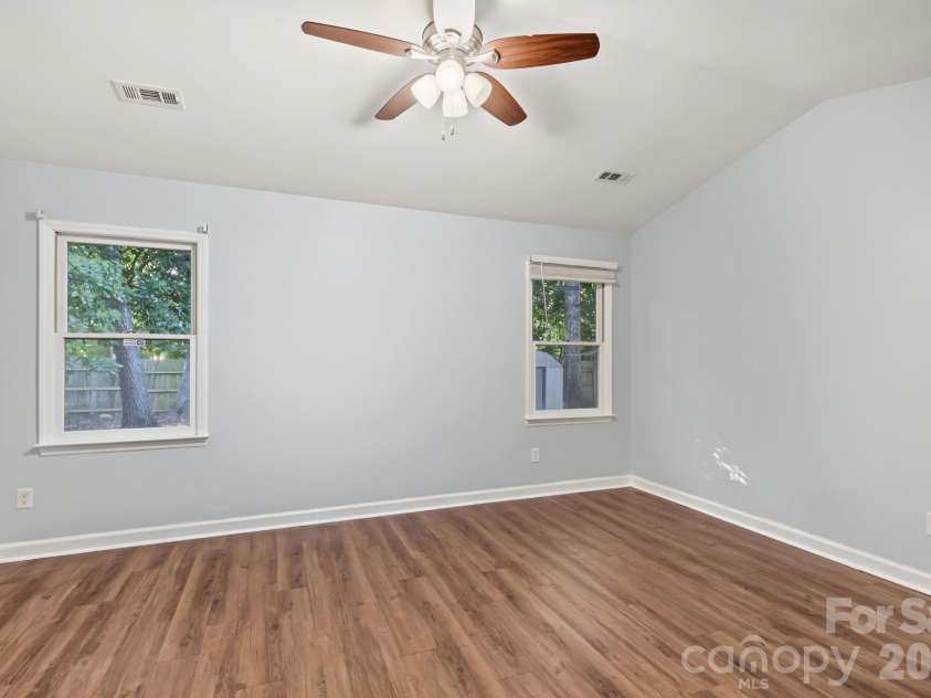 13820 Portpatrick Lane, Matthews, NC 28105.  MLS# CAR4427507, YatesRealty ID 54428. Primary bedroom