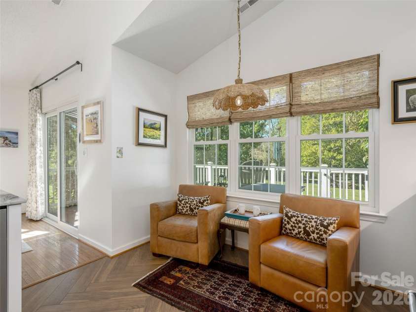 277 Highland Golf Drive, Flat Rock, NC 28731.  MLS# CAR4430345, YatesRealty ID 54429. Natural light filters through spacious kitchen windows.