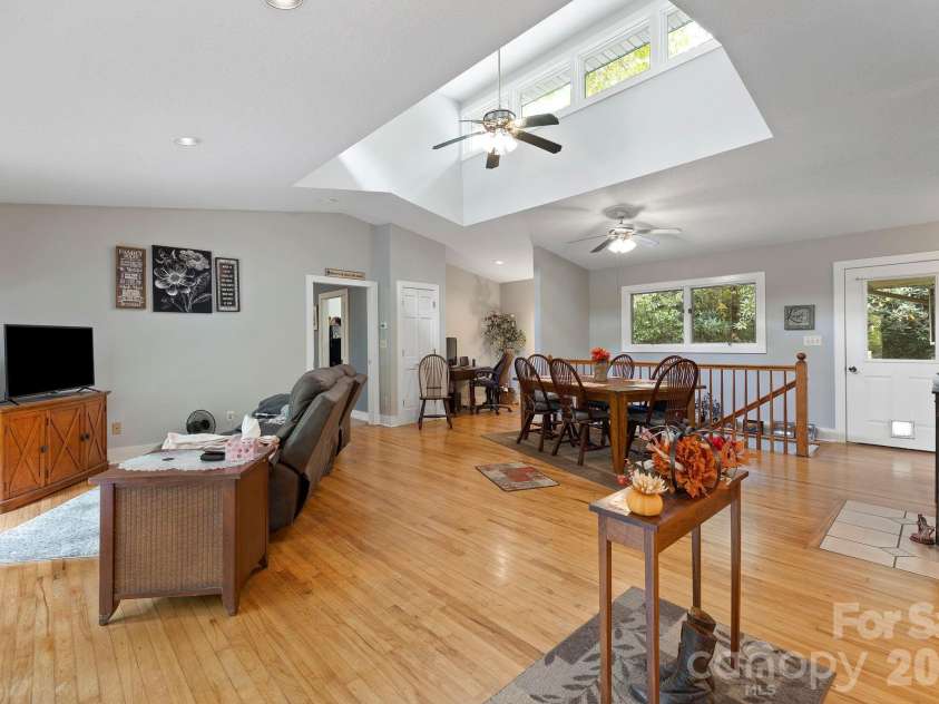 428 Lakeland Drive, Pisgah Forest, NC 28768.  MLS# CAR4307327, YatesRealty ID 5443. 