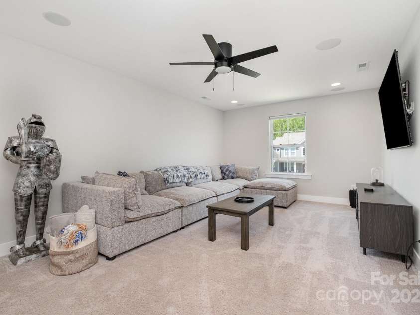 6529 Jepson Court, Charlotte, NC 28214.  MLS# CAR4241052, YatesRealty ID 5443. 