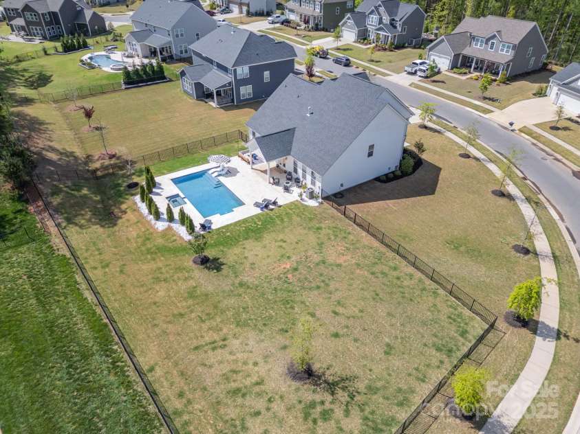6529 Jepson Court, Charlotte, NC 28214.  MLS# CAR4241052, YatesRealty ID 5443. 