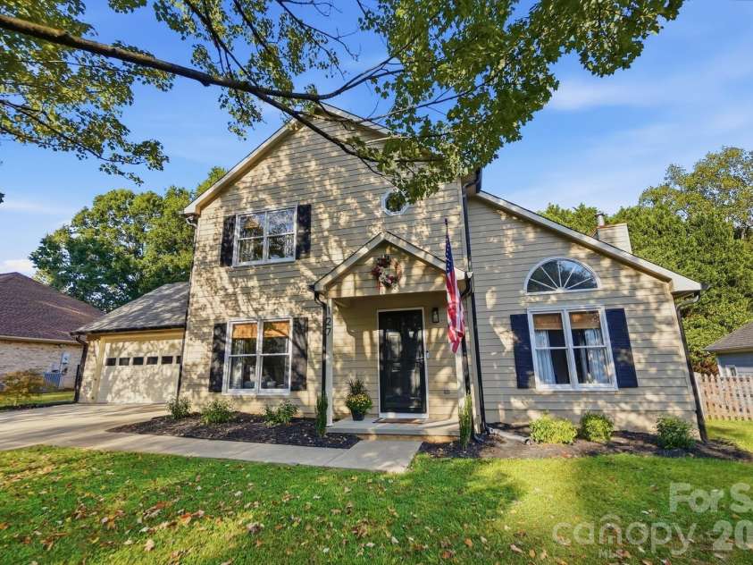 127 Sea Island Boulevard, Fort Mill, SC 29708.  MLS# CAR4429443, YatesRealty ID 54430. 