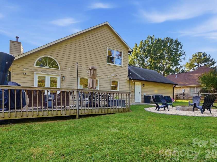 127 Sea Island Boulevard, Fort Mill, SC 29708.  MLS# CAR4429443, YatesRealty ID 54430. 