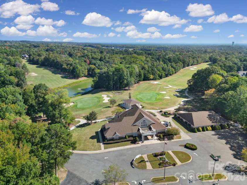 10409 Persimmon Creek Drive, Mint Hill, NC 28227.  MLS# CAR4428549, YatesRealty ID 54432. 
