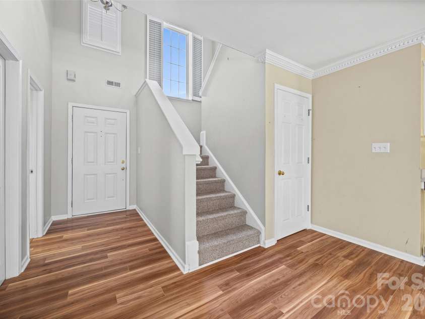2006 Capstone Court, Rock Hill, SC 29732.  MLS# CAR4429608, YatesRealty ID 54433. 