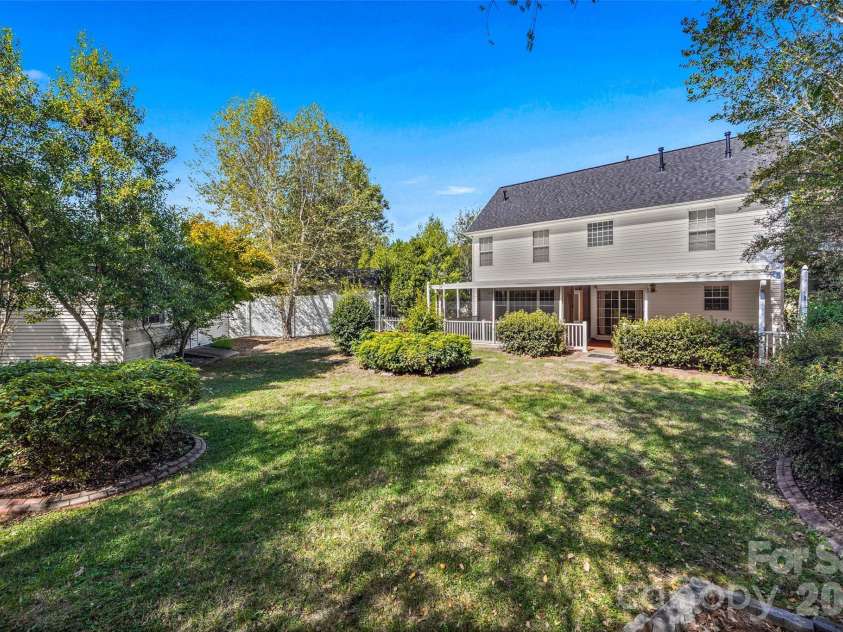 2006 Capstone Court, Rock Hill, SC 29732.  MLS# CAR4429608, YatesRealty ID 54433. 
