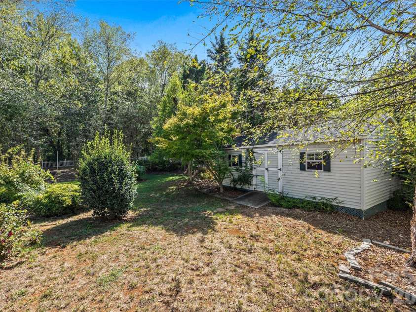 2006 Capstone Court, Rock Hill, SC 29732.  MLS# CAR4429608, YatesRealty ID 54433. 