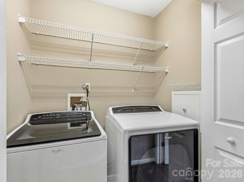 286 Charlestown Drive, Hendersonville, NC 28792.  MLS# CAR4396372, YatesRealty ID 54434. 
