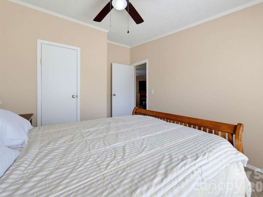 6858 Long Island Road, Catawba, NC 28609.  MLS# CAR4430826, YatesRealty ID 54437. 