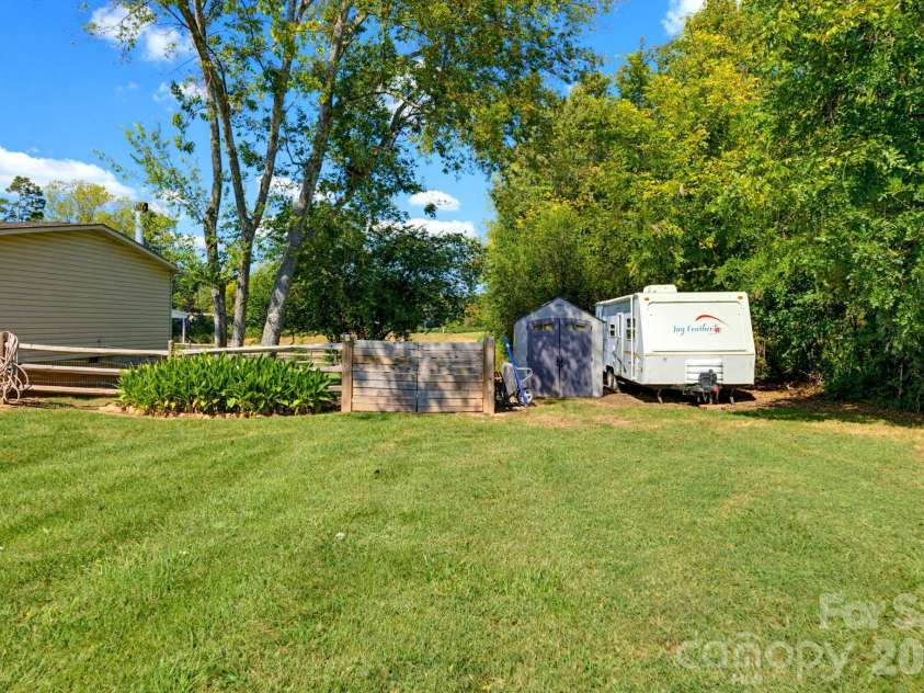 6858 Long Island Road, Catawba, NC 28609.  MLS# CAR4430826, YatesRealty ID 54437. 