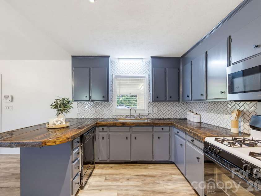 28159 Poplins Grove Church Road, Albemarle, NC 28001.  MLS# CAR4430676, YatesRealty ID 54439. 
