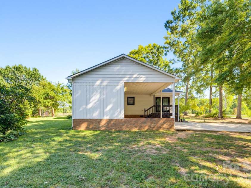 28159 Poplins Grove Church Road, Albemarle, NC 28001.  MLS# CAR4430676, YatesRealty ID 54439. 