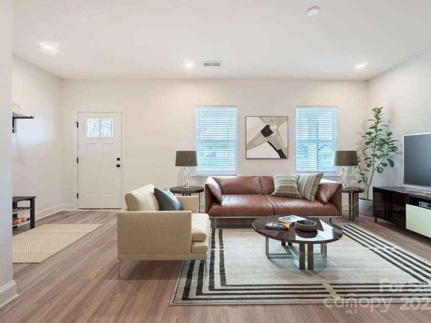 117 Mountain View Street, Gastonia, NC 28052.  MLS# CAR4232029, YatesRealty ID 5444. Living room