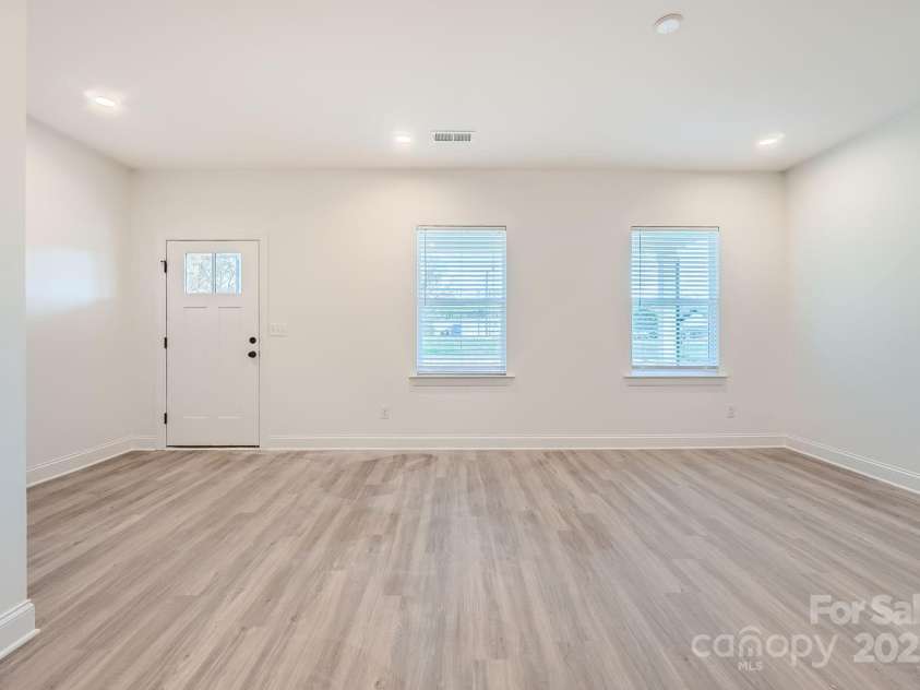 117 Mountain View Street, Gastonia, NC 28052.  MLS# CAR4232029, YatesRealty ID 5444. Living room