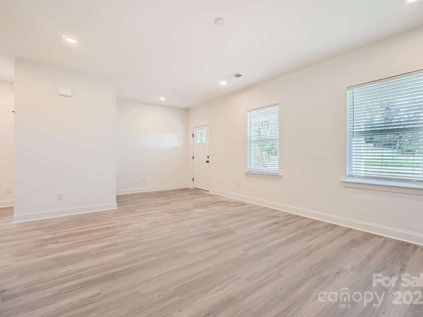 117 Mountain View Street, Gastonia, NC 28052.  MLS# CAR4232029, YatesRealty ID 5444. Living room