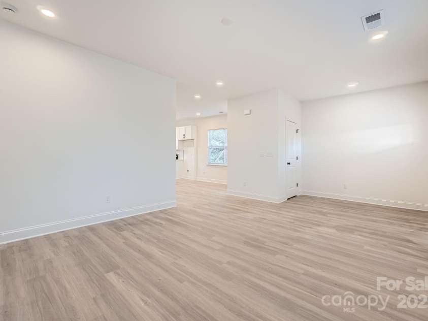 117 Mountain View Street, Gastonia, NC 28052.  MLS# CAR4232029, YatesRealty ID 5444. Living room