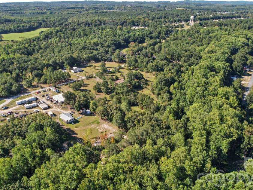 351 Twin Brook Lane, Pageland, SC 29728.  MLS# CAR4427678, YatesRealty ID 54441. 