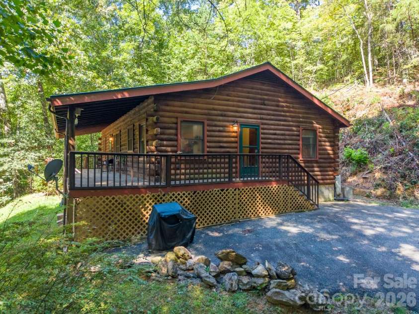 181 Seven Springs Road, Whittier, NC 28789.  MLS# CAR4430802, YatesRealty ID 54443. 