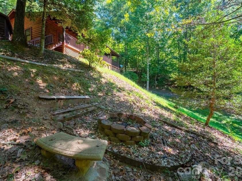 181 Seven Springs Road, Whittier, NC 28789.  MLS# CAR4430802, YatesRealty ID 54443. 