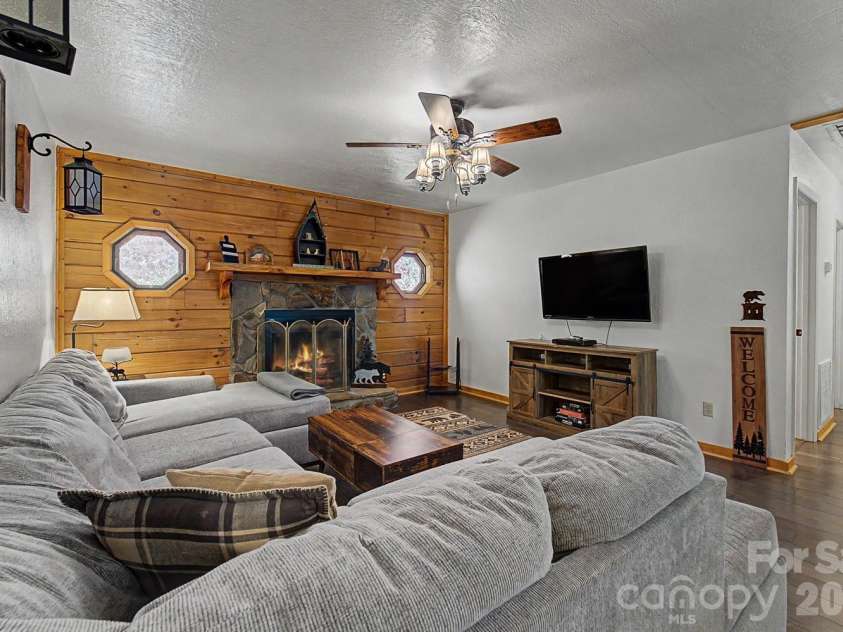 181 Seven Springs Road, Whittier, NC 28789.  MLS# CAR4430802, YatesRealty ID 54443. 