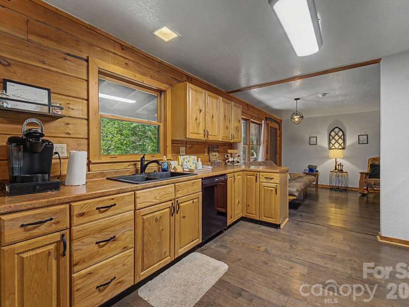 181 Seven Springs Road, Whittier, NC 28789.  MLS# CAR4430802, YatesRealty ID 54443. 