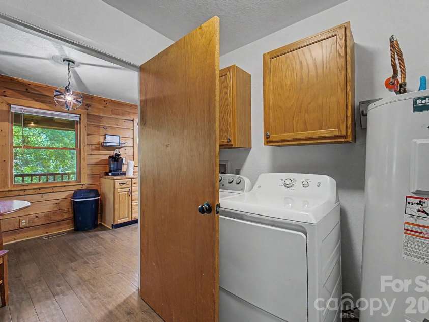 181 Seven Springs Road, Whittier, NC 28789.  MLS# CAR4430802, YatesRealty ID 54443. 