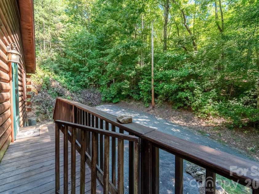 181 Seven Springs Road, Whittier, NC 28789.  MLS# CAR4430802, YatesRealty ID 54443. 