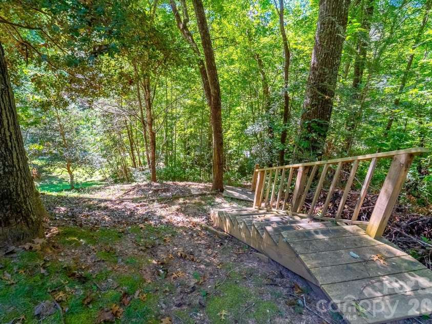 181 Seven Springs Road, Whittier, NC 28789.  MLS# CAR4430802, YatesRealty ID 54443. 