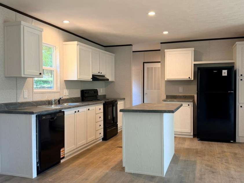 1066 Gold Mine Drive, Catawba, NC 28609.  MLS# CAR4430584, YatesRealty ID 54447. Kitchen