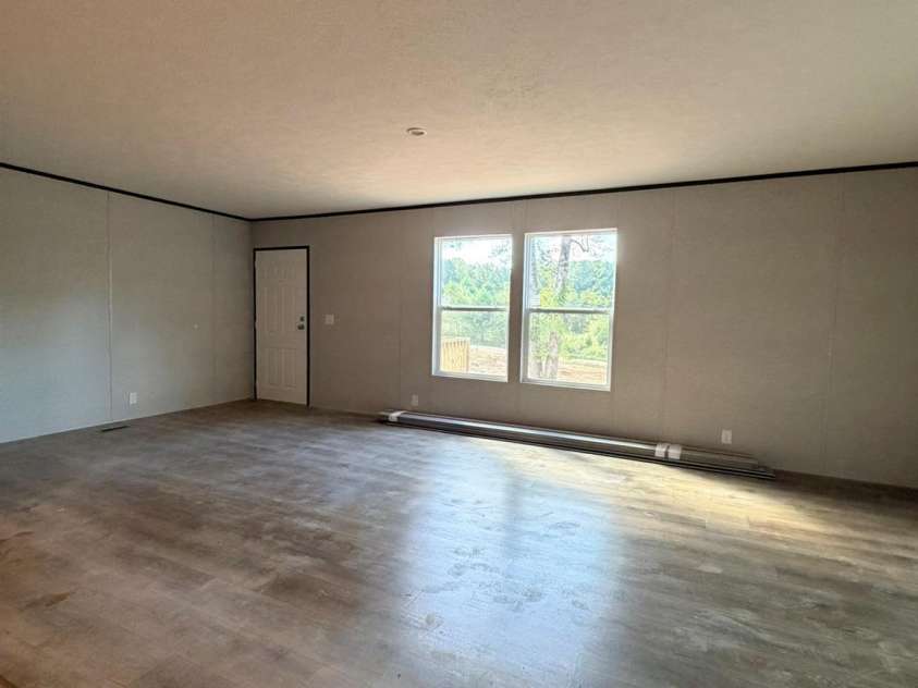 1066 Gold Mine Drive, Catawba, NC 28609.  MLS# CAR4430584, YatesRealty ID 54447. Living Room