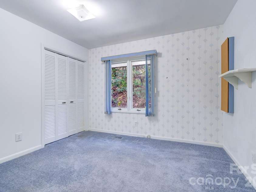 1270 Glen Cannon Drive, Pisgah Forest, NC 28768.  MLS# CAR4355988, YatesRealty ID 5445. 