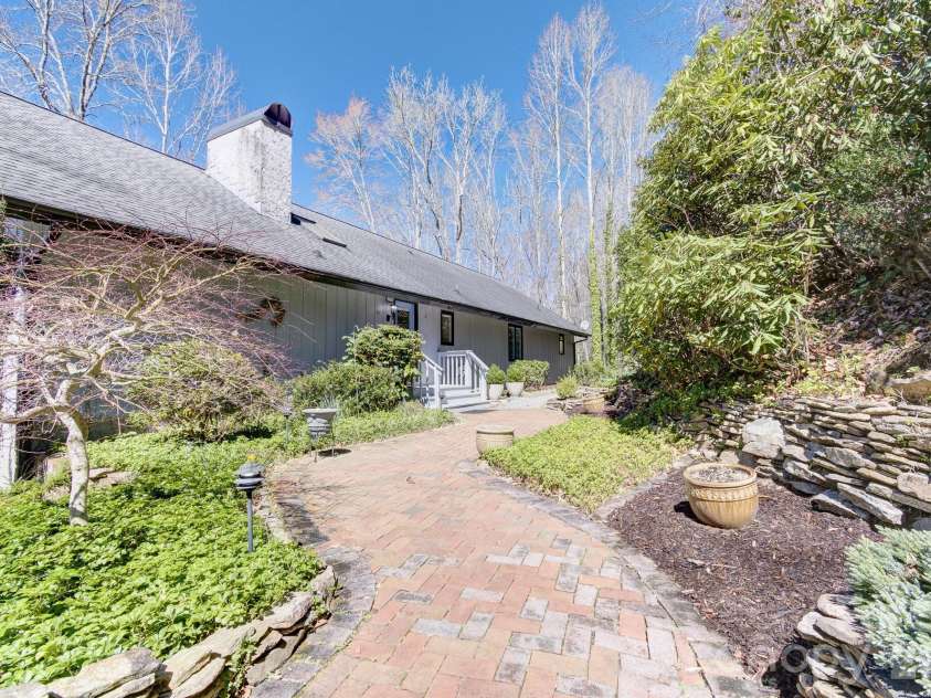 1270 Glen Cannon Drive, Pisgah Forest, NC 28768.  MLS# CAR4355988, YatesRealty ID 5445. 