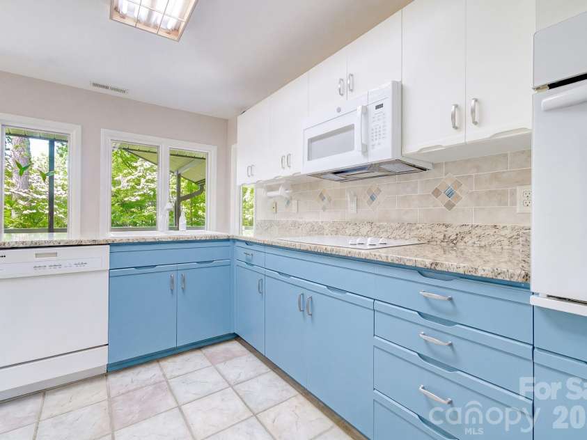 1270 Glen Cannon Drive, Pisgah Forest, NC 28768.  MLS# CAR4355988, YatesRealty ID 5445. 