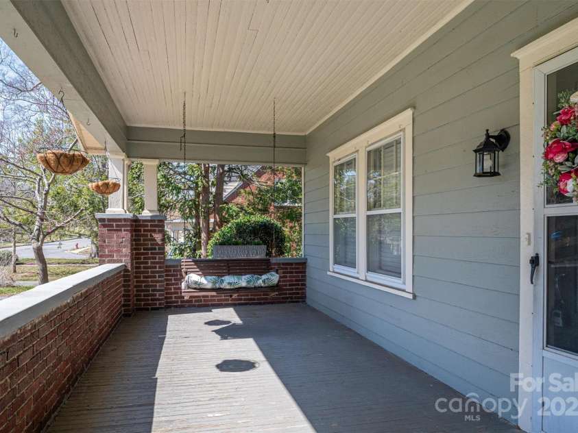 634 Carolina Avenue, Gastonia, NC 28052.  MLS# CAR4233492, YatesRealty ID 5445. 