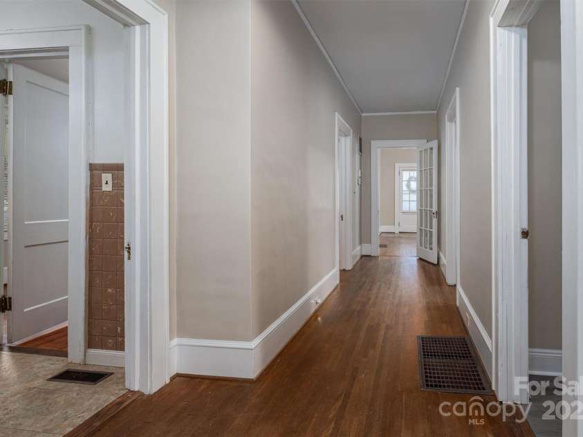 634 Carolina Avenue, Gastonia, NC 28052.  MLS# CAR4233492, YatesRealty ID 5445. 