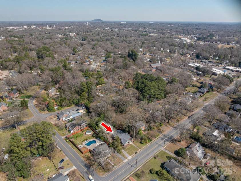 634 Carolina Avenue, Gastonia, NC 28052.  MLS# CAR4233492, YatesRealty ID 5445. 