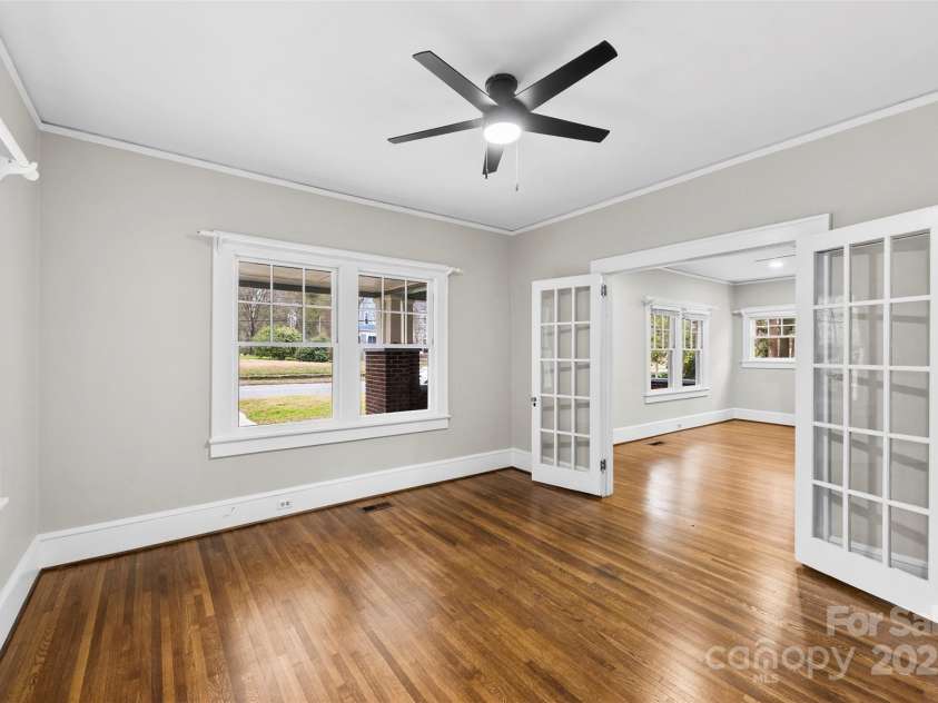 634 Carolina Avenue, Gastonia, NC 28052.  MLS# CAR4328870, YatesRealty ID 5445. 