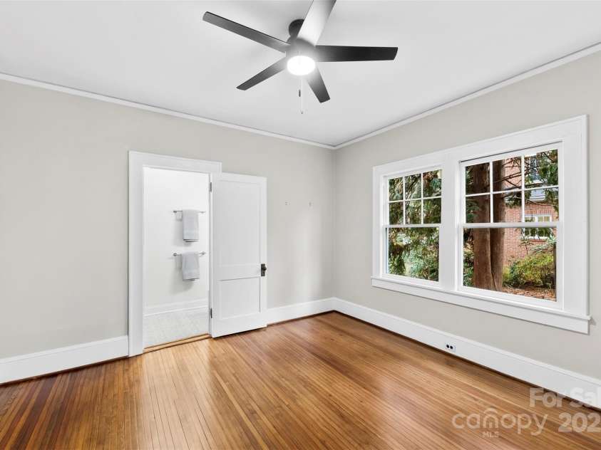 634 Carolina Avenue, Gastonia, NC 28052.  MLS# CAR4328870, YatesRealty ID 5445. 