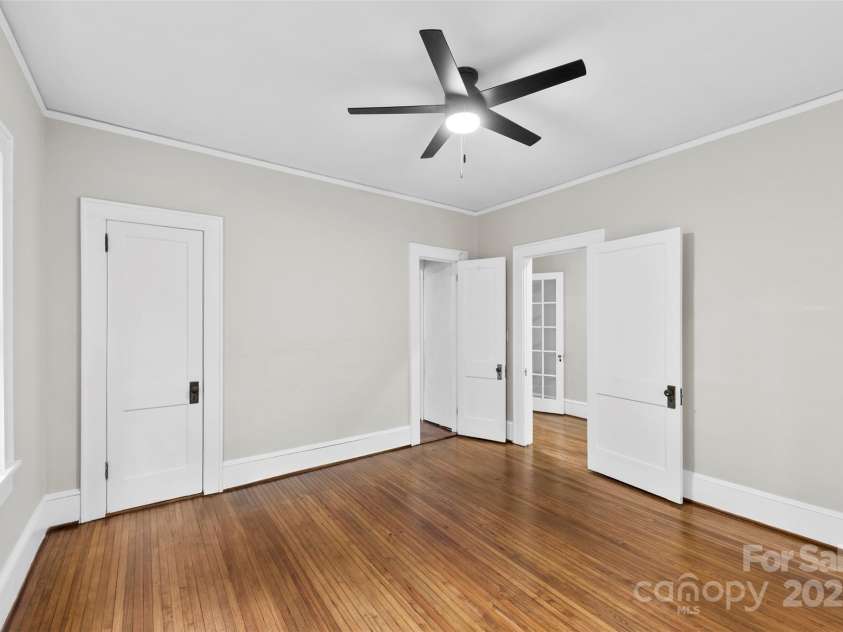 634 Carolina Avenue, Gastonia, NC 28052.  MLS# CAR4328870, YatesRealty ID 5445. 