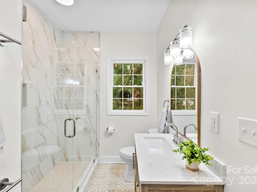 634 Carolina Avenue, Gastonia, NC 28052.  MLS# CAR4328870, YatesRealty ID 5445. 