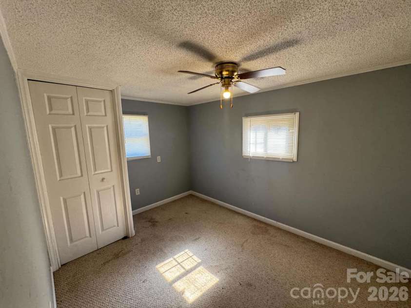 118 Hamlet Place, Ronda, NC 28670.  MLS# CAR4430845, YatesRealty ID 54451. 