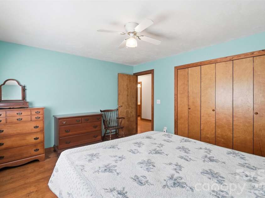 8004 Agape Lane, Waxhaw, NC 28173.  MLS# CAR4430325, YatesRealty ID 54452. 