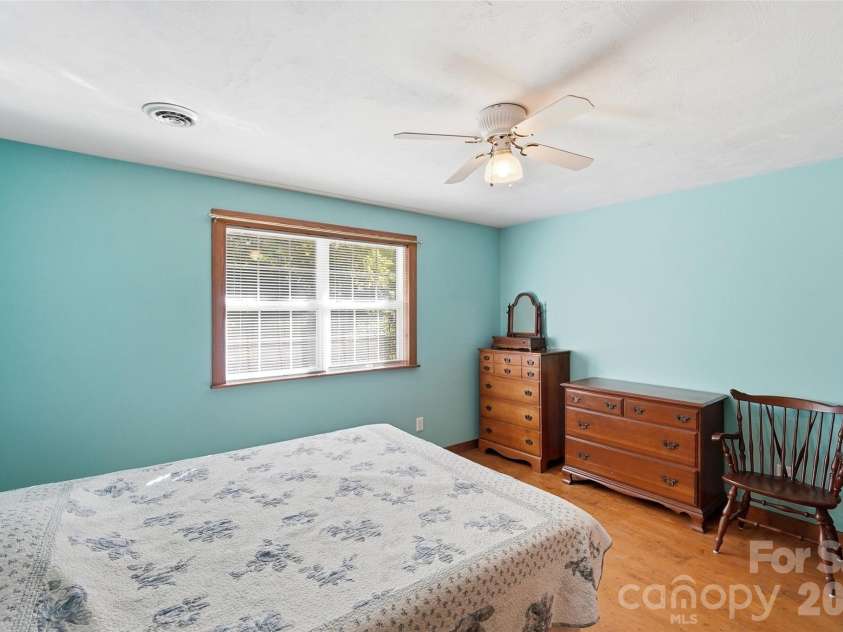 8004 Agape Lane, Waxhaw, NC 28173.  MLS# CAR4430325, YatesRealty ID 54452. 