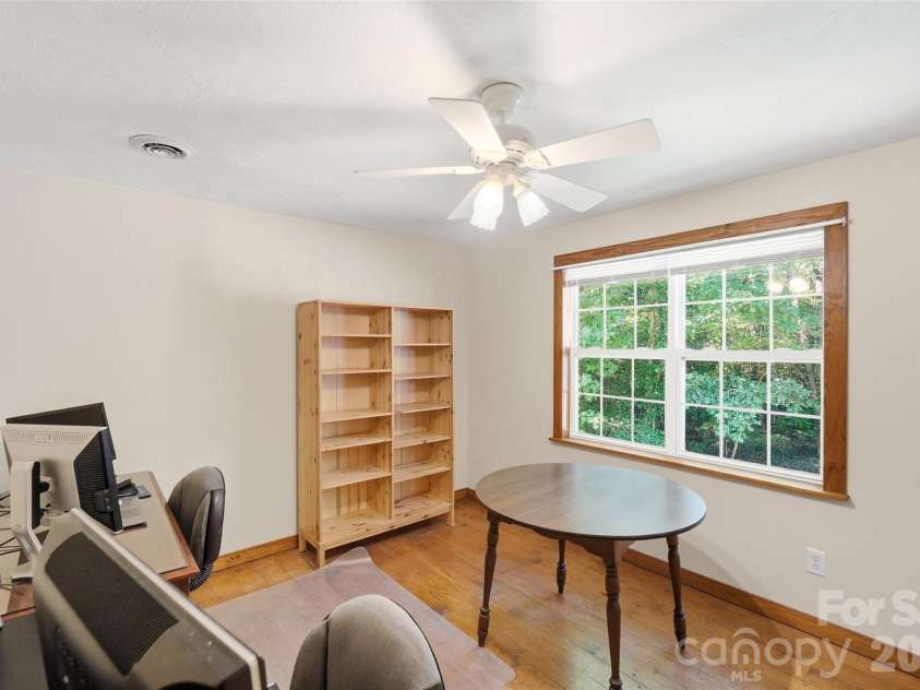 8004 Agape Lane, Waxhaw, NC 28173.  MLS# CAR4430325, YatesRealty ID 54452. 
