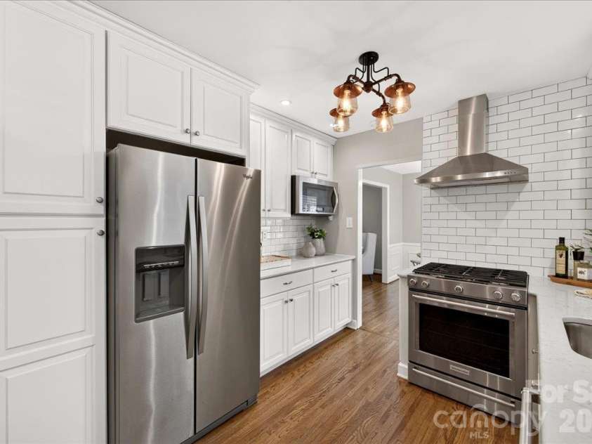 2936 Burnt Mill Road, Charlotte, NC 28210.  MLS# CAR4429775, YatesRealty ID 54453. 